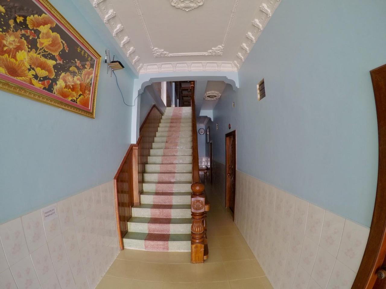 Hengheng II Guest House Kratie Exterior foto